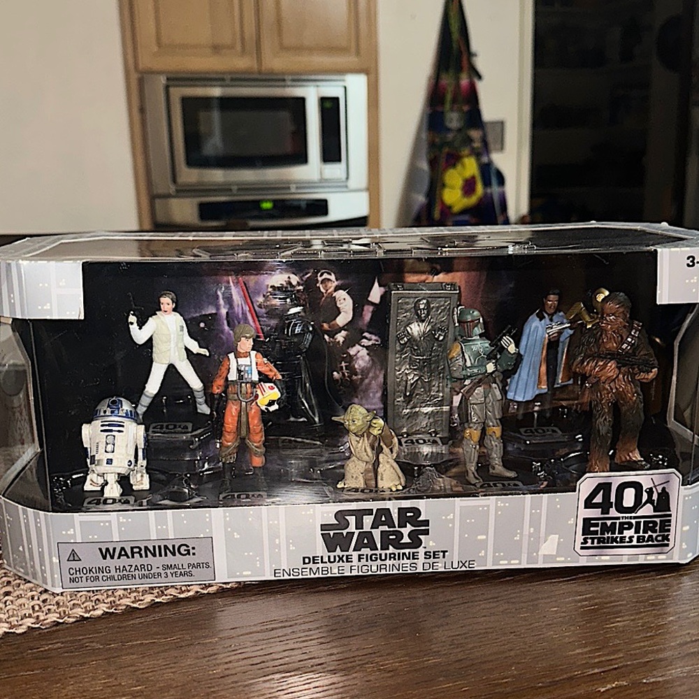 Star Wars figurines